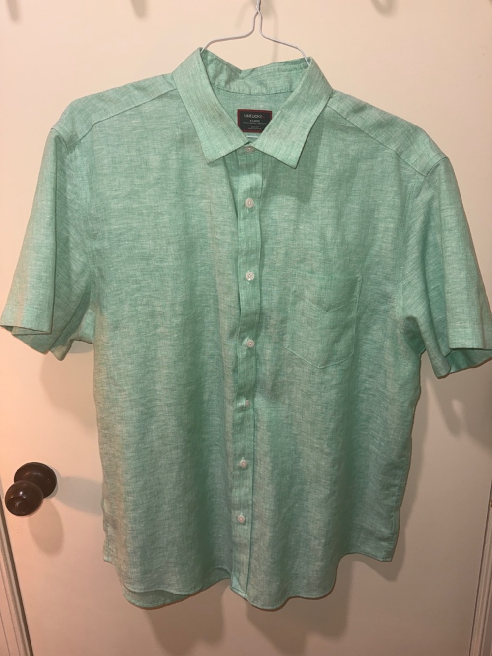 UNTUCKit Brand XL Men’s linen wrinkle resistant Short-Sleeve Button-Down Shirt